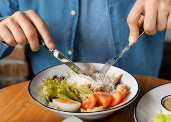 As People Pay Increasing Attention to Food Processing, Many Choose to Make Their Own Food, Emphasizing Natural, Fresh, and Local Ingredients