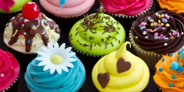 Cupcakes Offer Endless Flavor Combinations and Are Perfect for Family Gatherings or Sharing