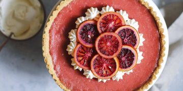 The Vibrant Use of Citrus Fruits in Desserts: From Refreshing Jellies to Zesty Cakes
