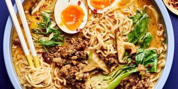 Japanese Ramen Paired with Indian Curry: A Fusion of Flavors and Cultures