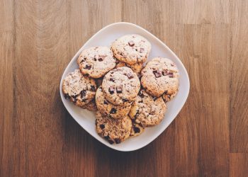 Sugar Substitutes in Baking and Beverages: Meeting Sweetness Needs While Avoiding the Health Risks of Refined Sugar