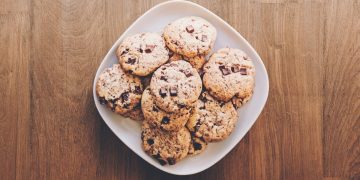 Sugar Substitutes in Baking and Beverages: Meeting Sweetness Needs While Avoiding the Health Risks of Refined Sugar