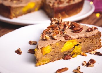 The Rise of Plant-Based Desserts: Transforming Sweets with Vegan Ingredients