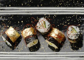 Edible Gold, Silver, and Pearlescent Effects in Food: Elevating Culinary Art and Luxury