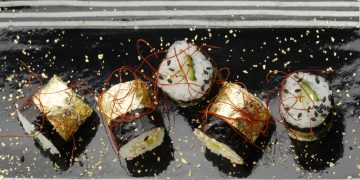 Edible Gold, Silver, and Pearlescent Effects in Food: Elevating Culinary Art and Luxury