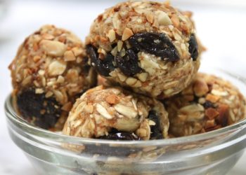 Homemade Energy Balls: A Nutritious and Filling Snack Option