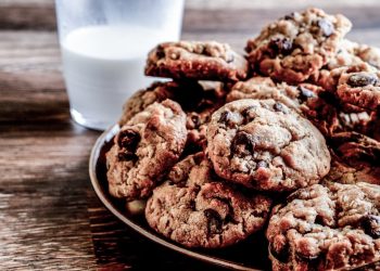 Nutty Oatmeal Cookies: A Perfect Blend of Nutrition and Taste