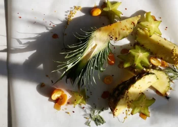 A Visual Feast: Not Just Eating, But an Experience of Creativity and Art