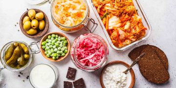Choosing Fermented Foods and Fiber-Rich Foods to Maintain Gut Microbiome Balance