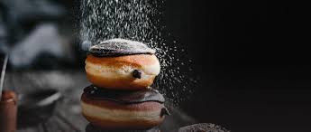 Dynamic and Motion: How Food Photographers Use Action to Enhance Visual Impact