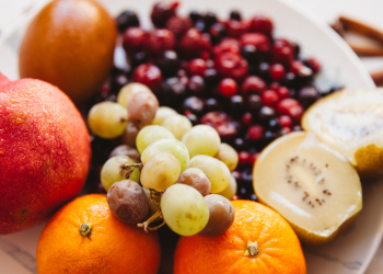 Seasonal Fruits and Natural Ingredients: Elevating Culinary Experiences through Freshness and Flavor