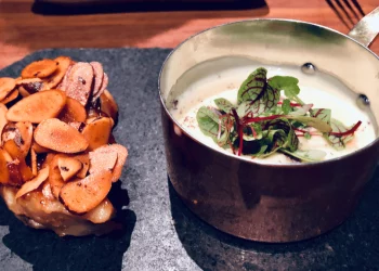 The Rise of Cross-Cultural Fusion and Futuristic Cuisine: A New Era in Global Gastronomy