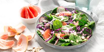 Natural Light and Warm Tones: The Trend in Contemporary Food Photography