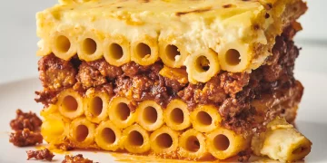 The Art of Contrast: Layering and Textural Contrast in Culinary Creation